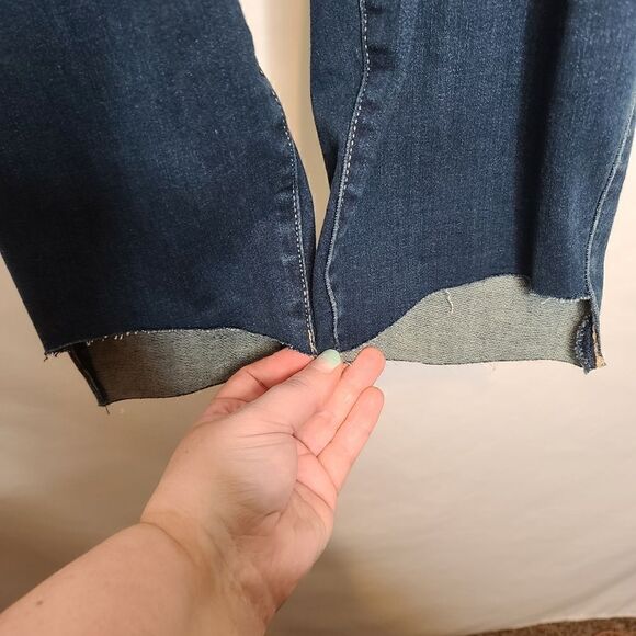 30W Torrid Sky High Skinny Jean Dark Wash Premium Comfort Step Hem Stretch Waist - Picture 5 of 12